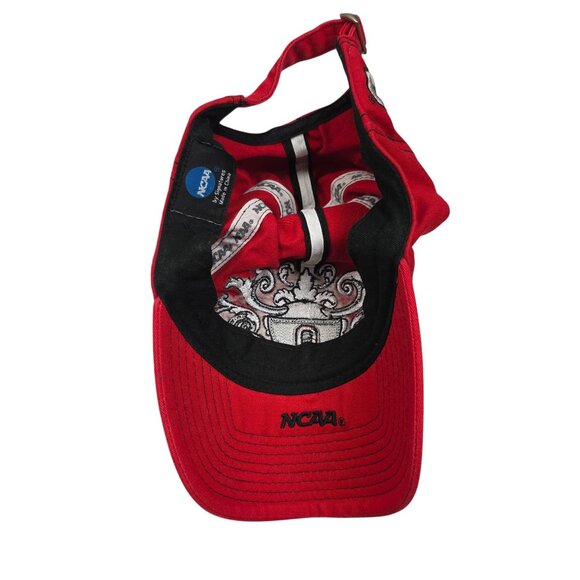 The Ohio State Buckeyes NCAA Embroidered Adjustable Red Baseball Cap Signatures - Picture 2 of 7